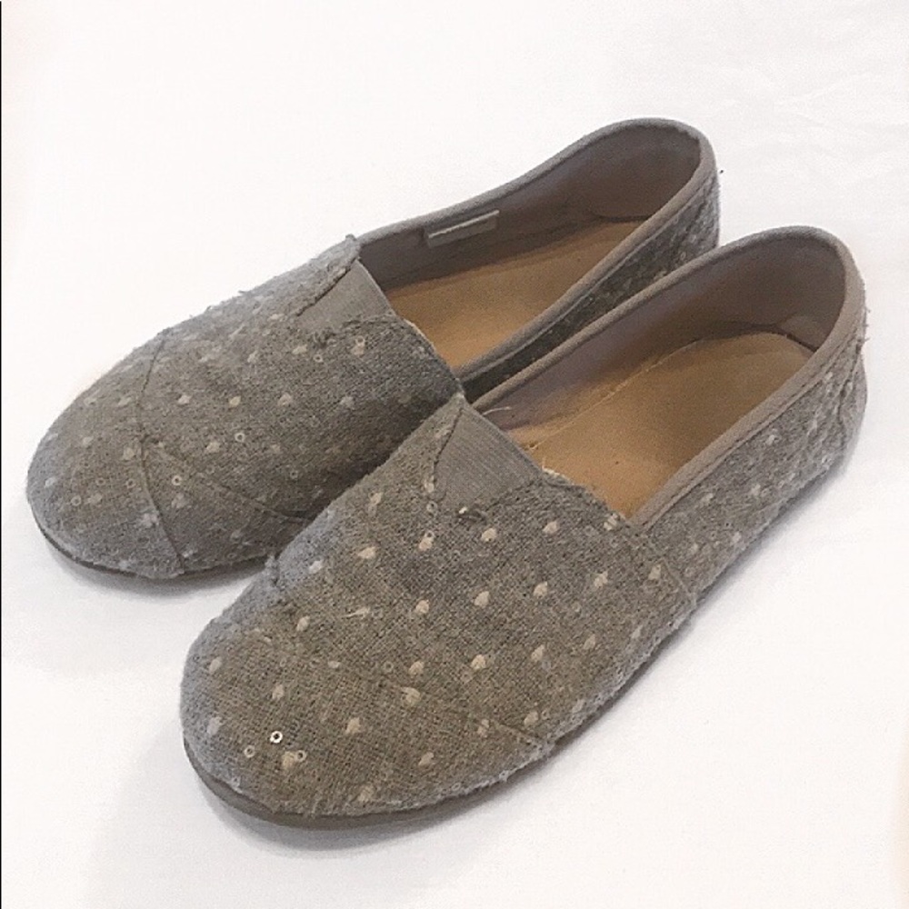 Girls size 5 slip on shoes